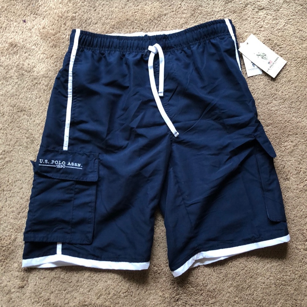 NWT Men’s navy swim trunks